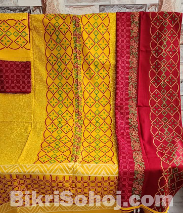 ব্লক থ্রি পিস